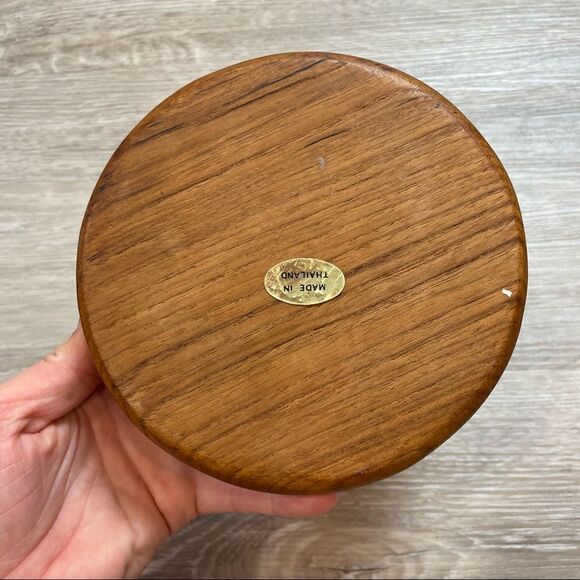 Dark Wood Bowl From Thailand - Picture 7 of 7